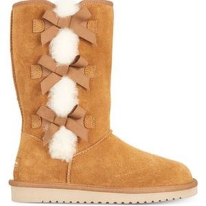 Koolaburra by Ugg Victoria tall in Chestnut